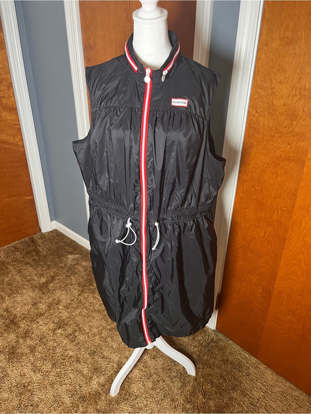 Hunter Black Nylon Sleeveless Zip Dress with Red Trim. Women’s size 2x.